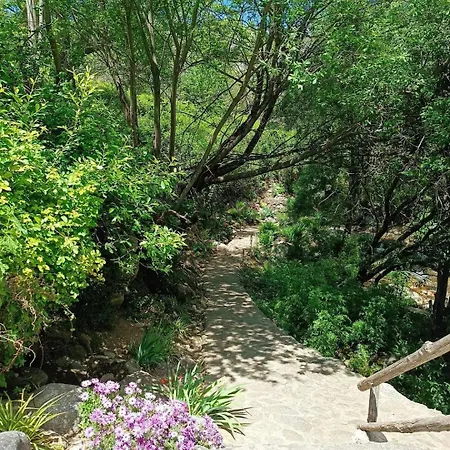 Triana * Villarejo del Valle