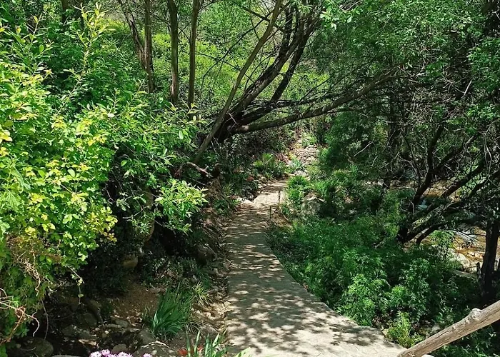 Triana * Villarejo del Valle