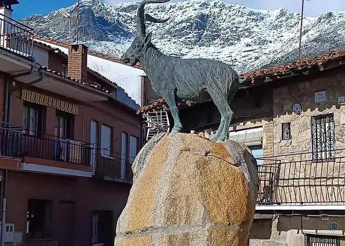 Triana Apartment Villarejo del Valle